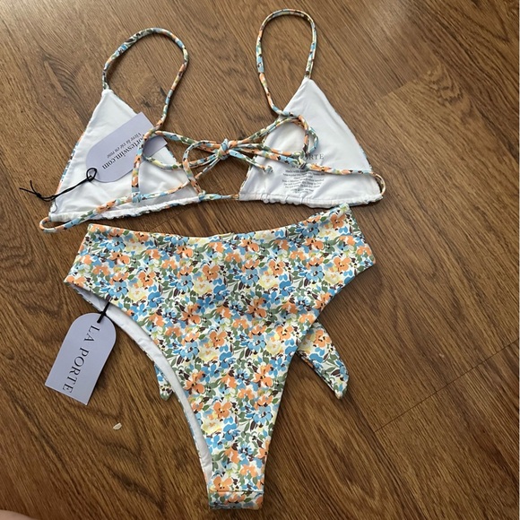 La Porte Floral Bikini Set Blue Orange Medium NWT sexy high cut swimwear - Picture 4 of 5